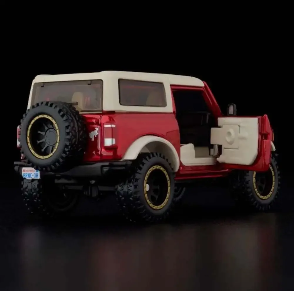 Hot Wheels RLC Exclusive '21 Ford Bronco With Chase Version